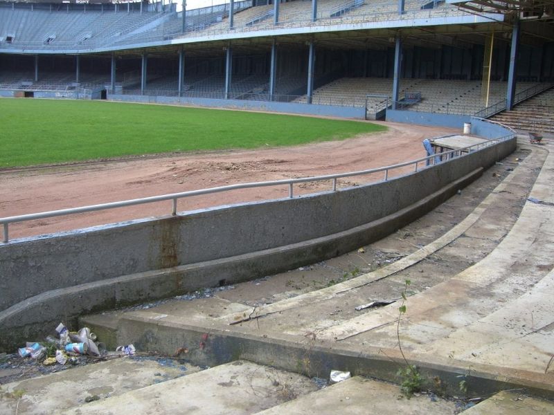 30 estadios abandonados que alguna 01